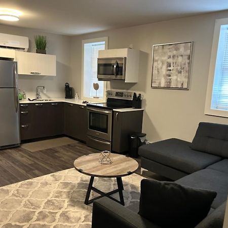 Fallsview Boutique 2Bd 1B Apartment Niagara Falls Exterior foto